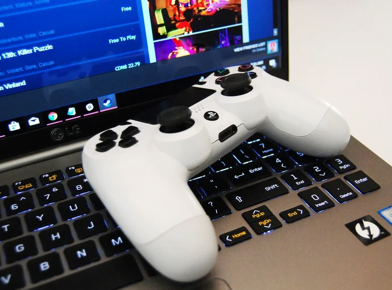 Control Your PC With A Controller XBOX PS4 PS3 Controller Image