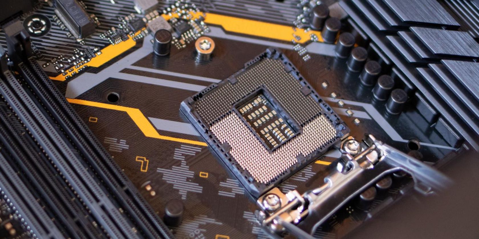 Intel Z690 Chipset and Motherboard Guide: 6 Reasons to Upgrade