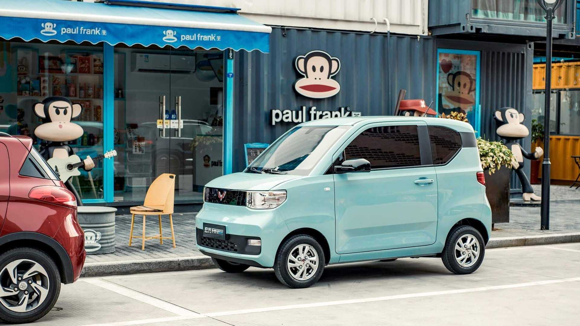 China’s Best Selling EV Is Only $5k and Has a Range of 100 Miles