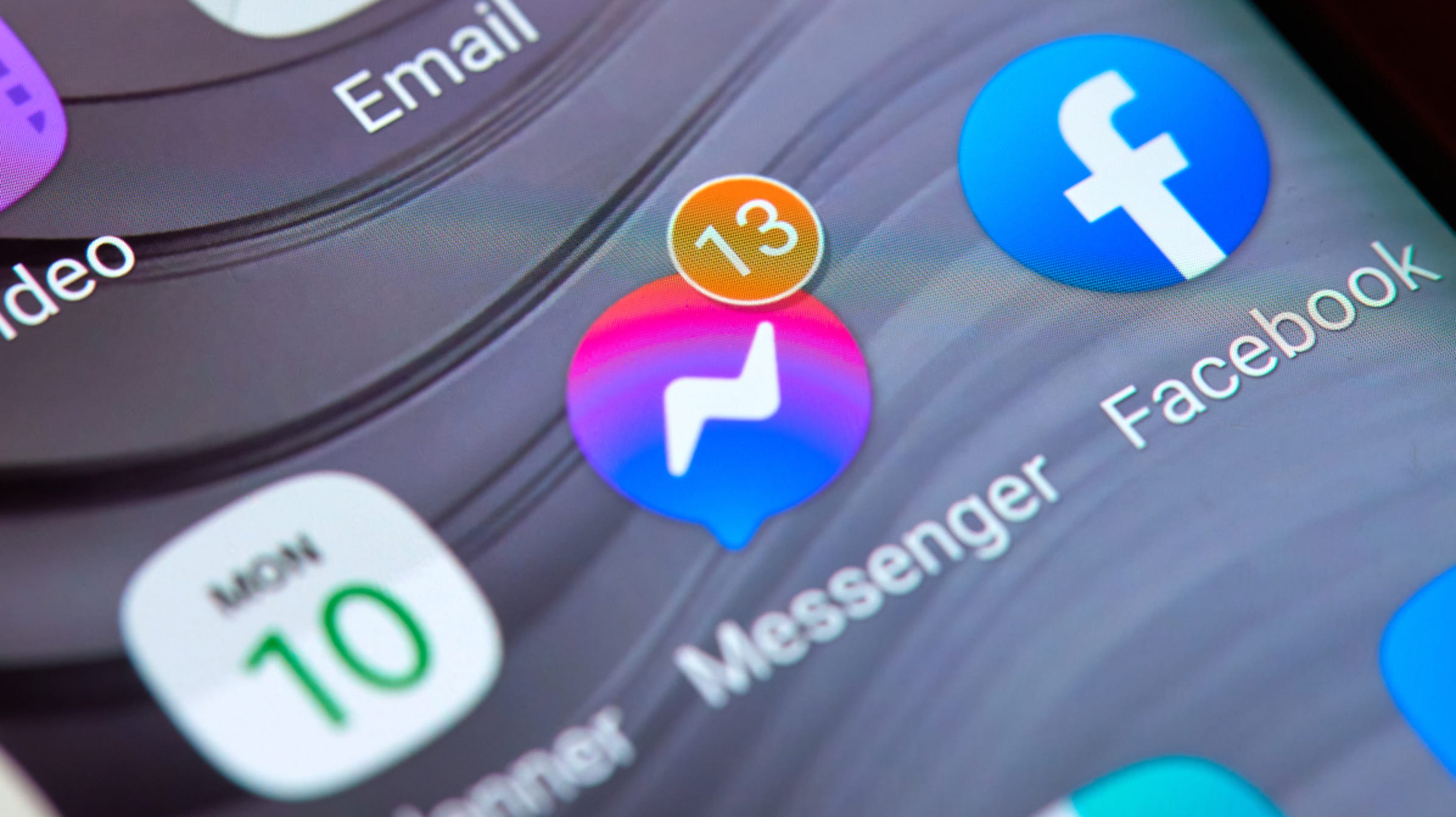 How to Hide Your Active Status on Facebook Messenger