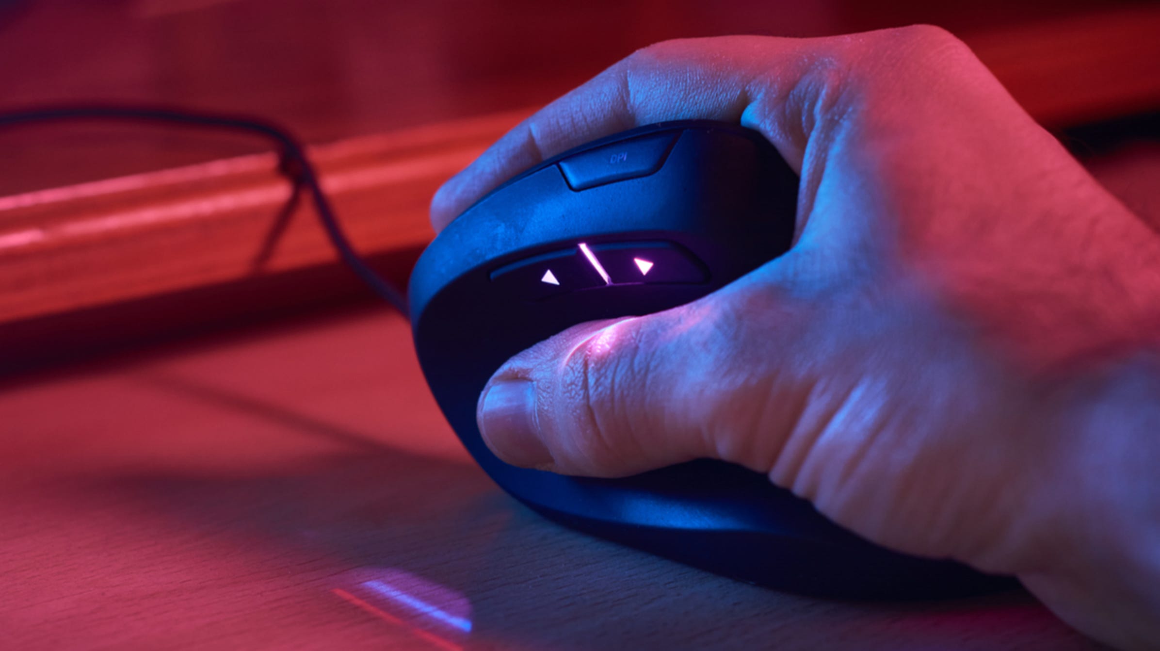 How Heavy Should Your Gaming Mouse Be?