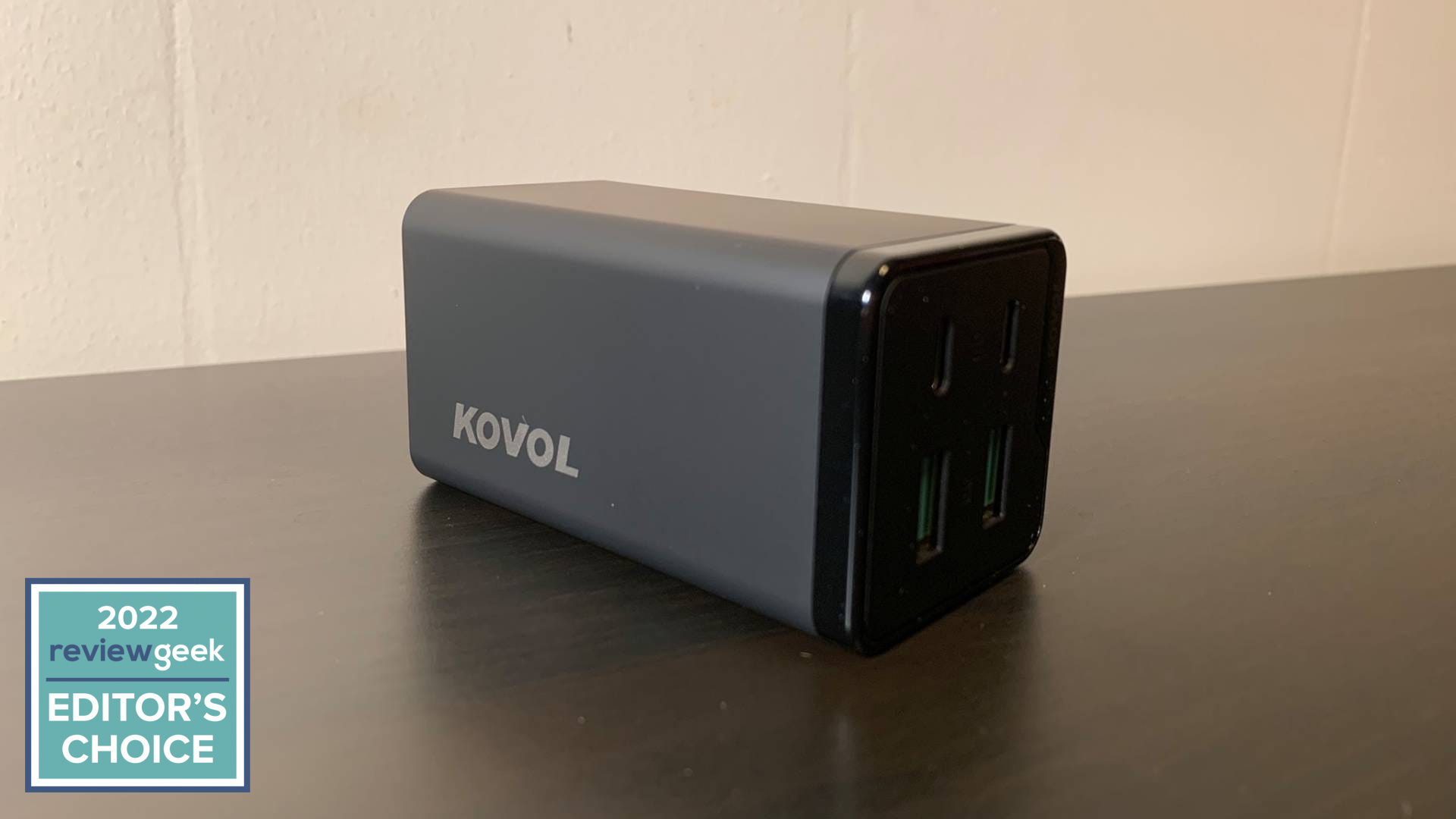 Kovol Sprint 120W Desktop Charger Review: Compact and Speedy