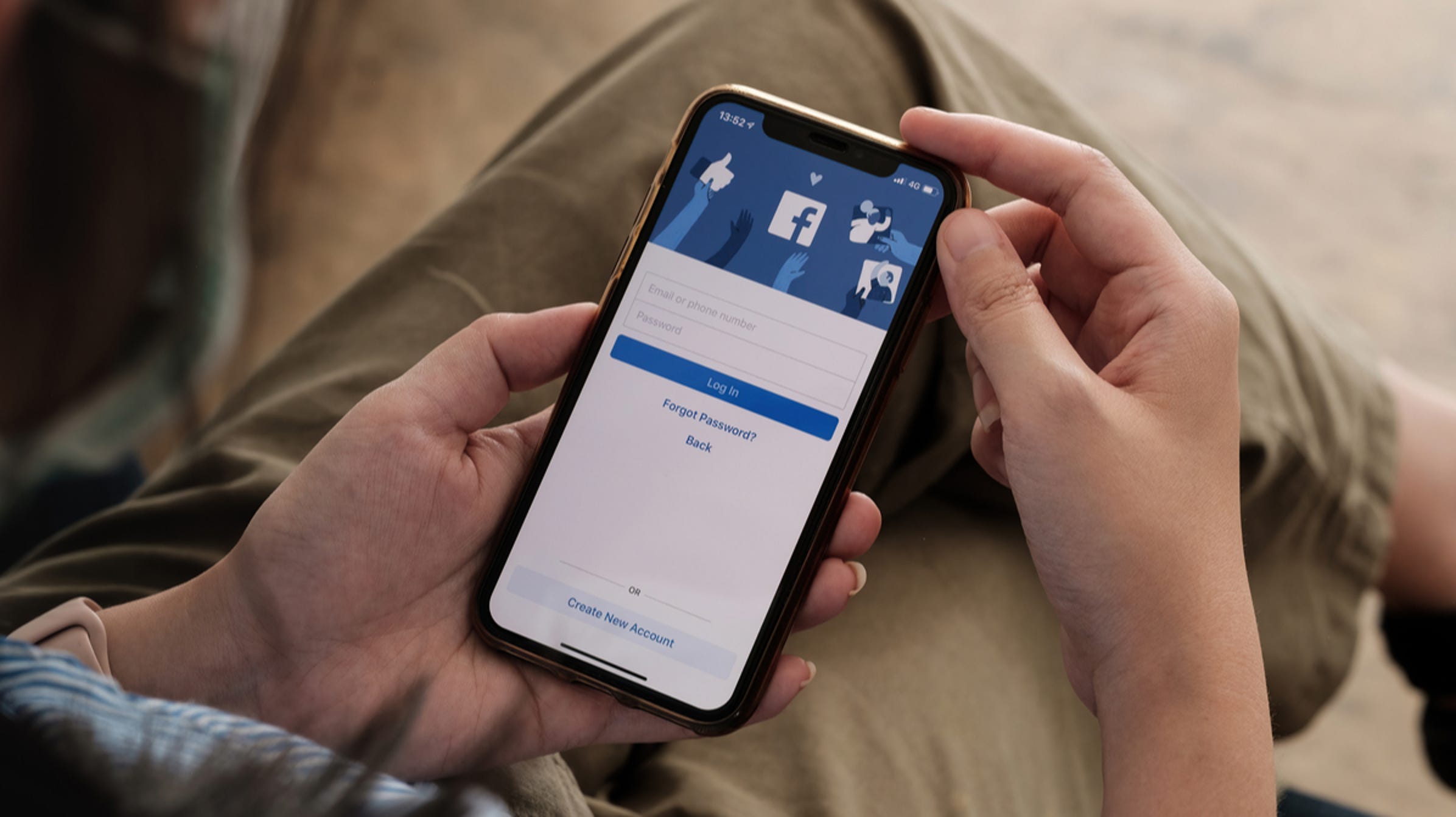 How to Log Out of Facebook on iPhone